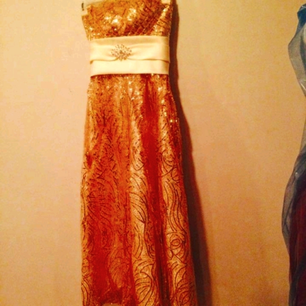 Prom dress